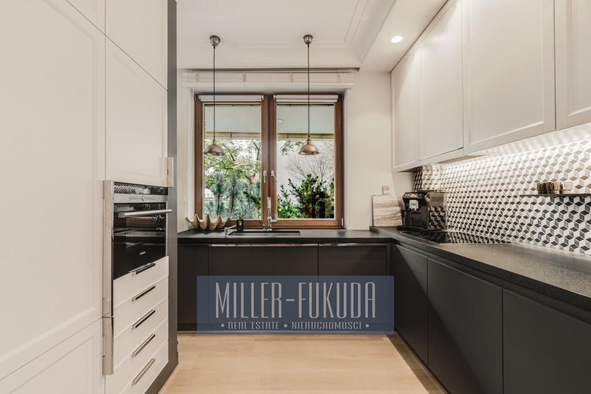 Apartment in Warszawa - Photo 9