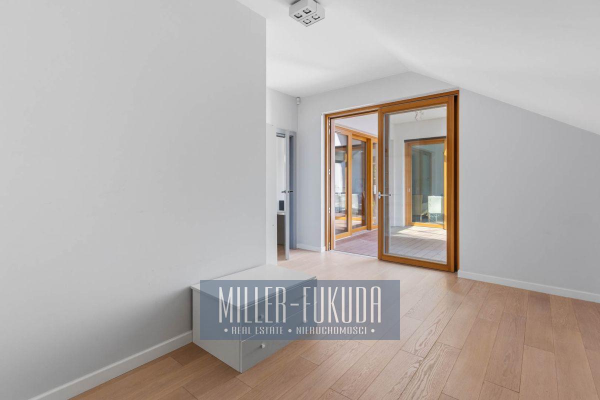 Apartment in Warszawa - Photo 9