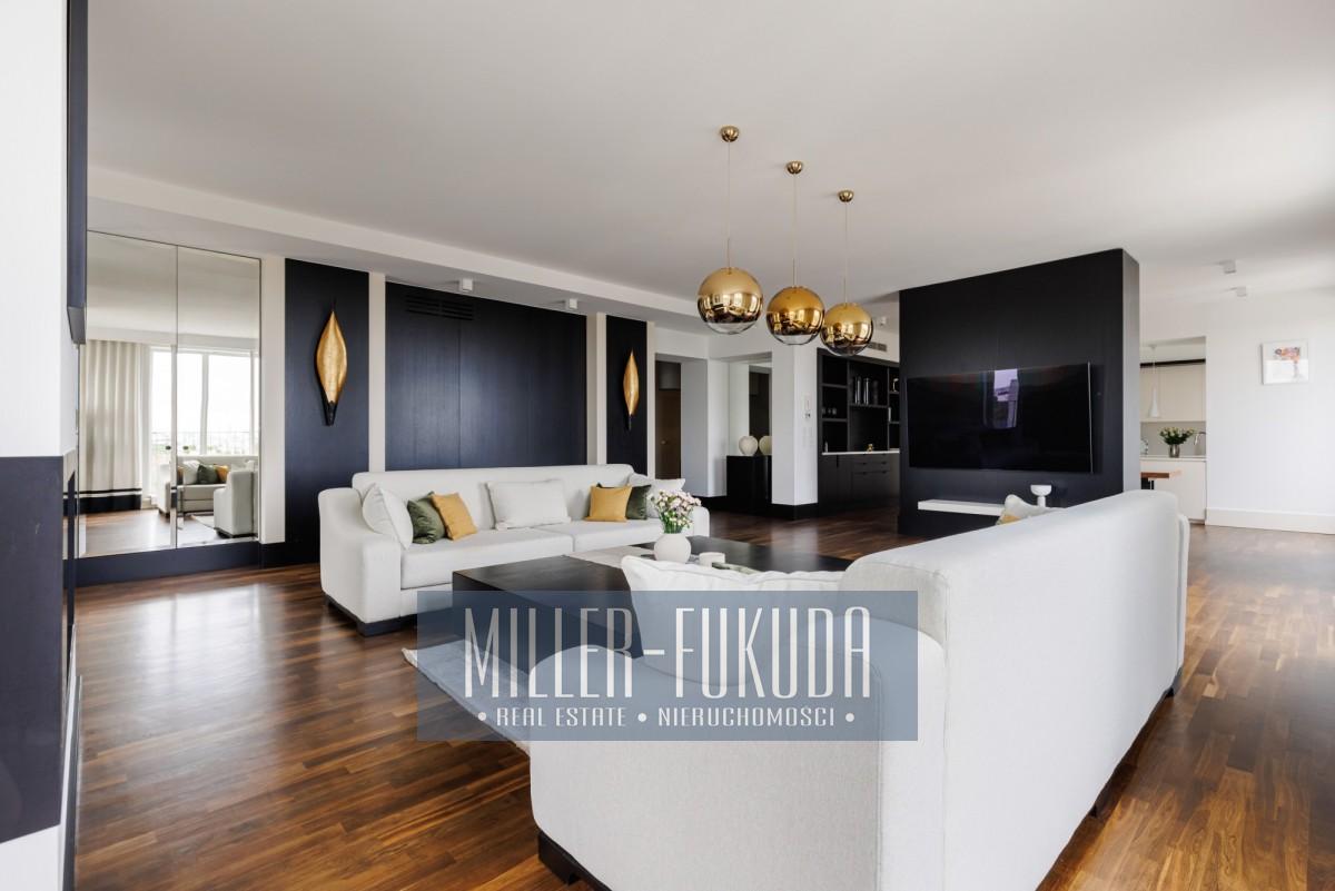Apartment in Warszawa - Photo 2