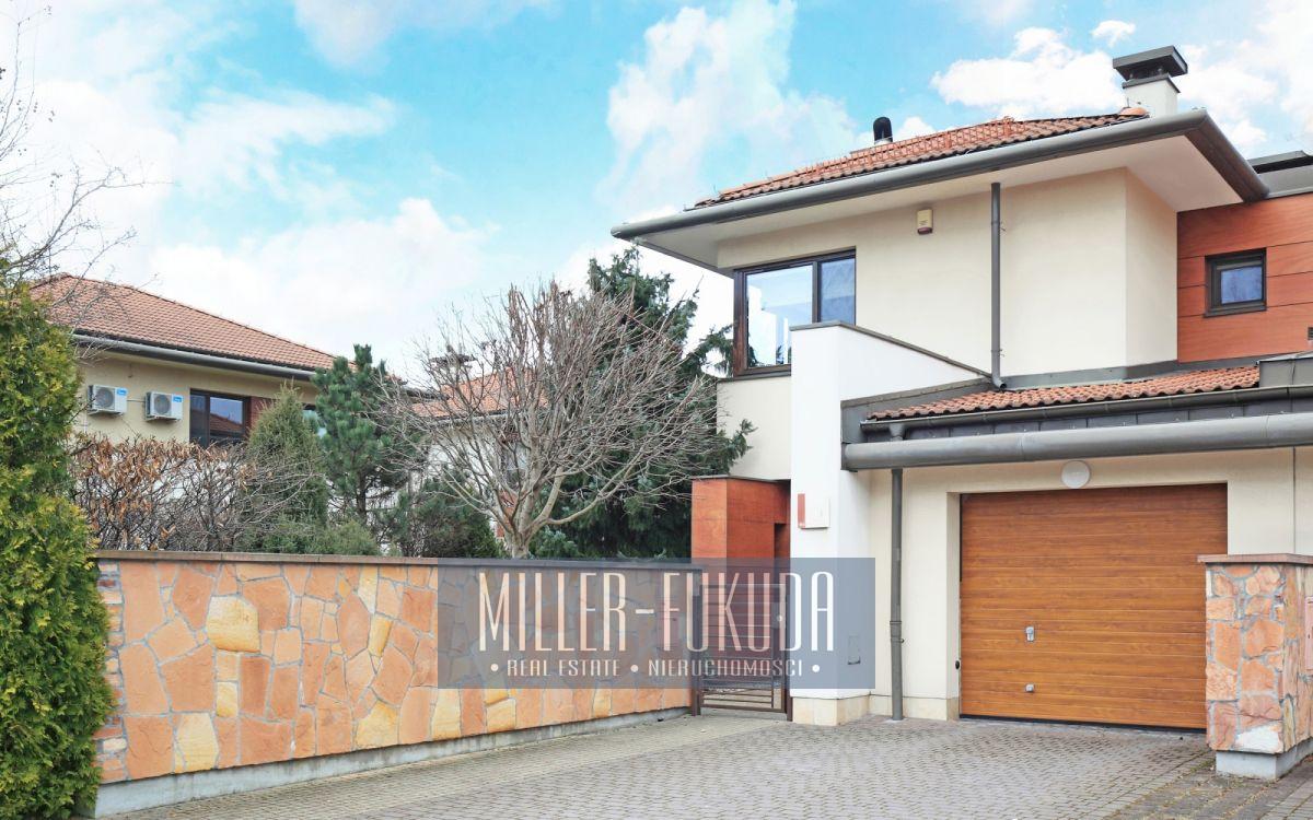 House in Konstancin-Jeziorna - Main photo