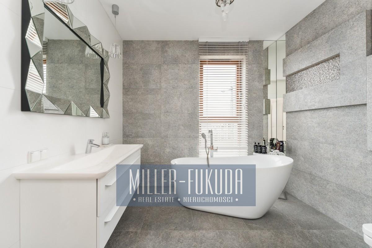 Apartment in Warszawa - Photo 11