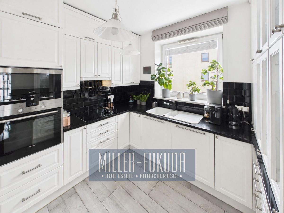 Apartment in Warszawa - Photo 4