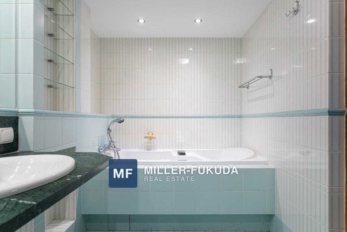 Casa en venta - Warszawa, Szczera (13)