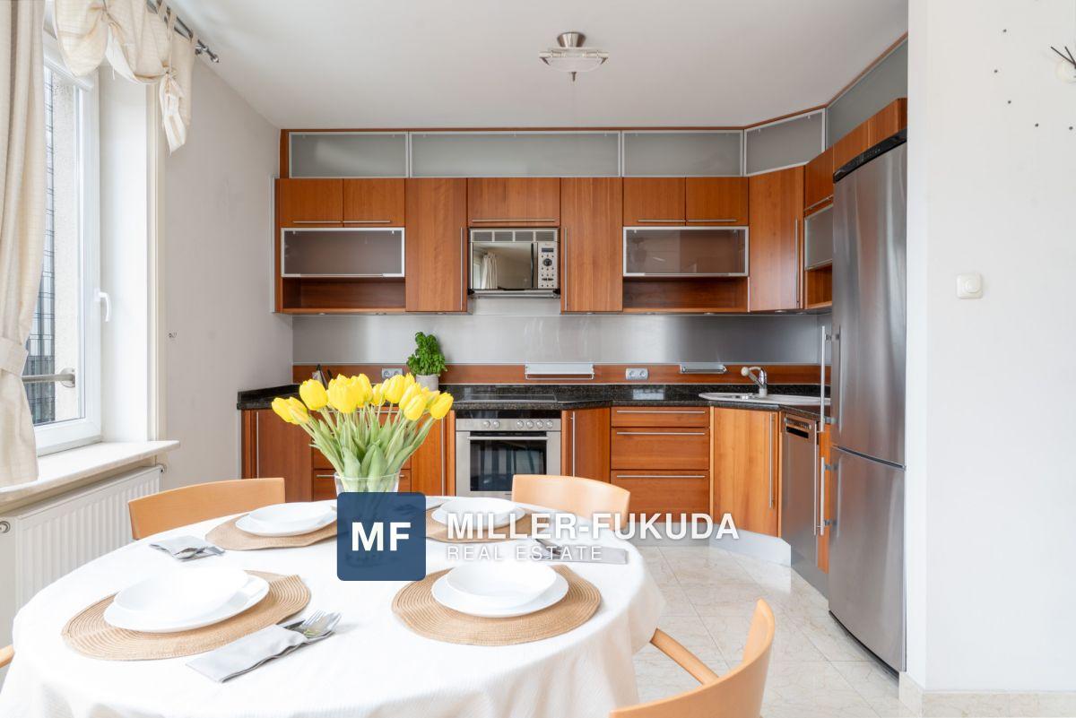 Wohnung zum Verkauf - Warszawa, Wola, Żelazna (3)